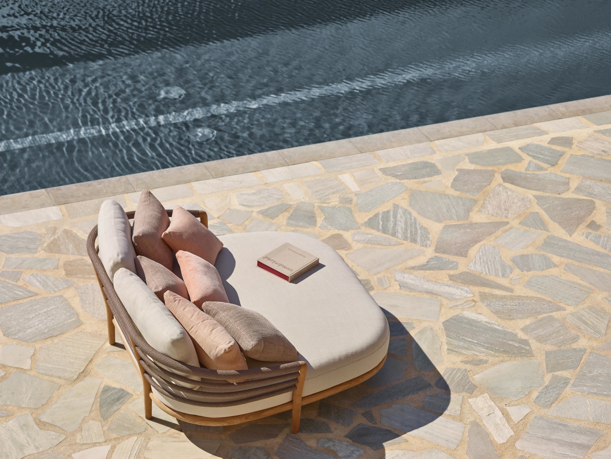 LITS — outdoor royal botania